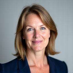 Portret van Sarah van Dijk, Hoofdredacteur